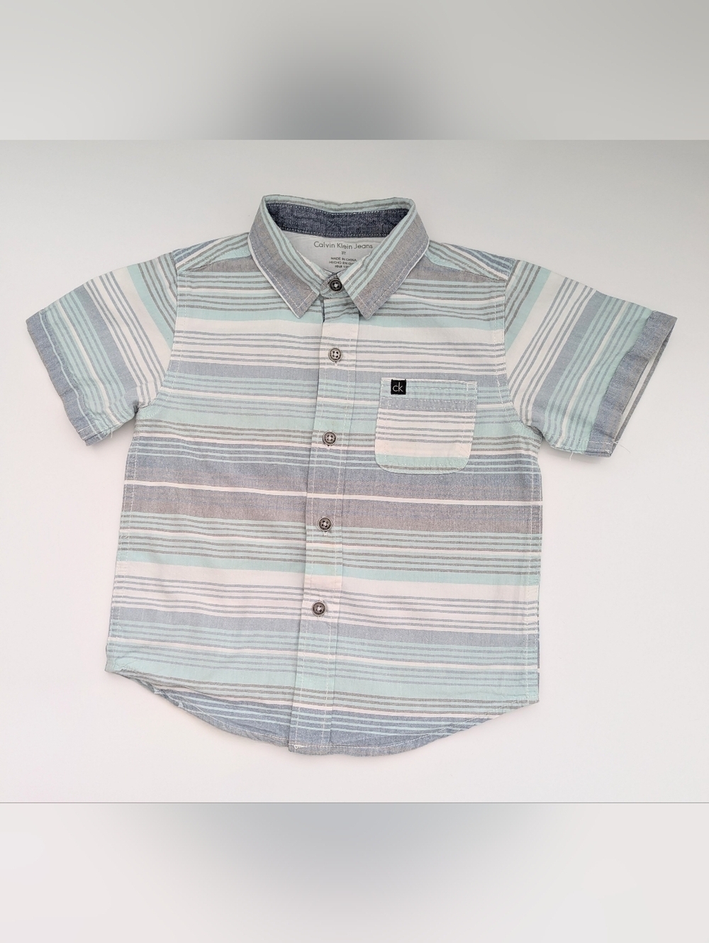 Calvin Klein Boys' (Size 3) Lightweight Short-Sleeve Striped Button-Down Shirt